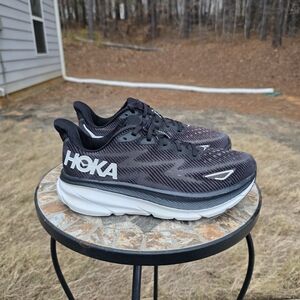 Hoka Clifton 9 1127896 BWHT Black/White Running Shoes Sneakers Women's Size 8 B